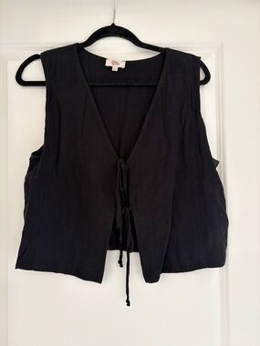 Black Tie-Front Women's Vest